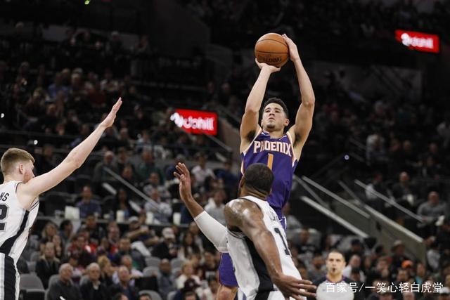 犹豫！张镇麟10中2仅得4分 正负值-13全队最低